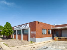 31691693