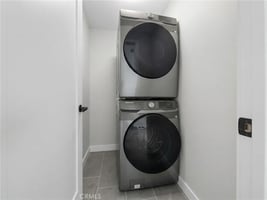 32209275