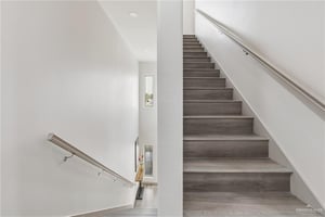 31475887