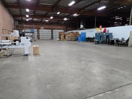 31481137