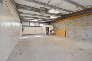 31482943