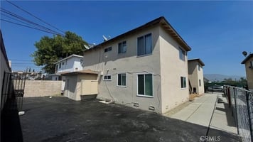 31744058