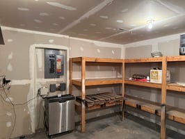 31493649