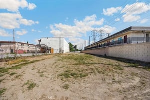 31610652