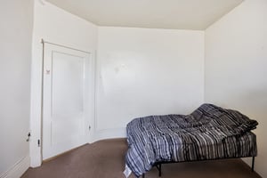 31506877