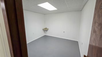 31722585