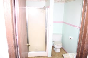 31527932