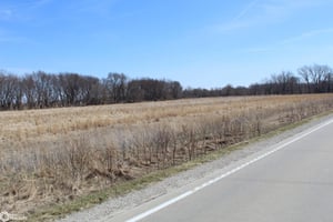 31527912