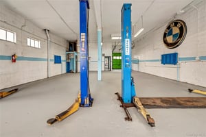 31528377