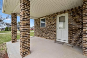 31621368