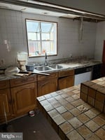 31681224