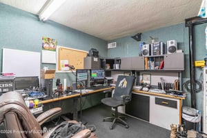 31530574