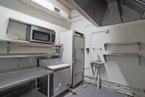 31582302