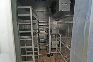 31582311