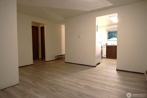 31537276