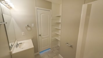 31698924
