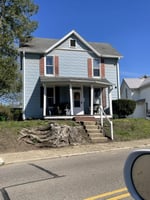 31575957