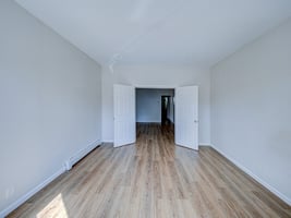 32922399