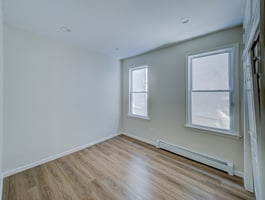 32922390