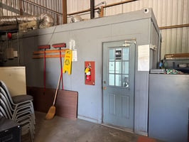 31560428