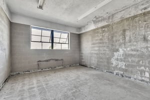 31563906