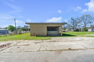 31563912
