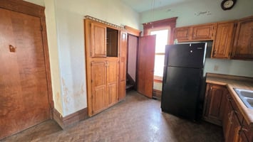32890806