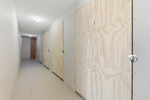 31570011