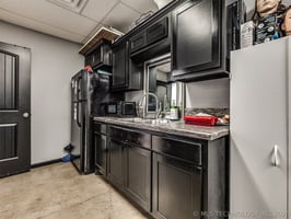 31570764