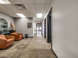 31570758