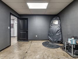 31570760