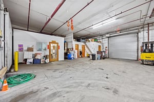 31572106