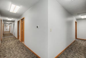 31573424