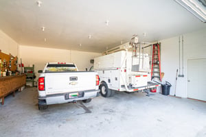 31574525