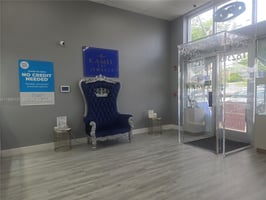 31577648