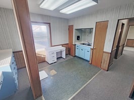 31578692