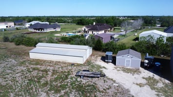 31580053