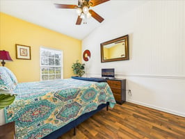31603011