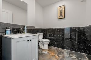 31716568
