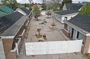 31582694