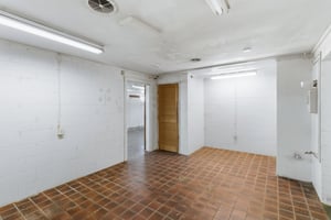 31667752