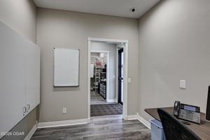 31583598