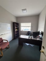 31584058