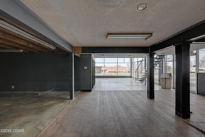 31584388