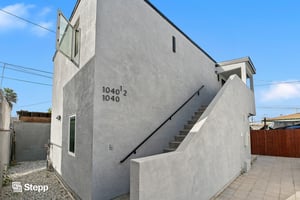 31585281