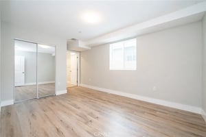 31590331
