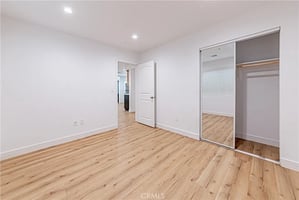 31590735