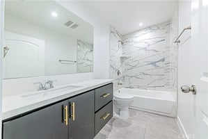 31590755