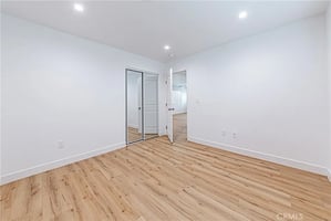 31590746