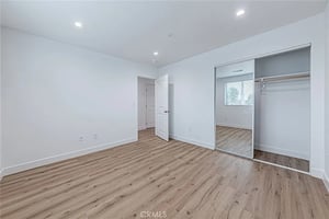 31590732